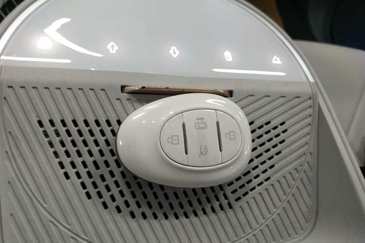 Used ARCFOX Kaola 2023 Parent-Child Edition Pro Interior 1