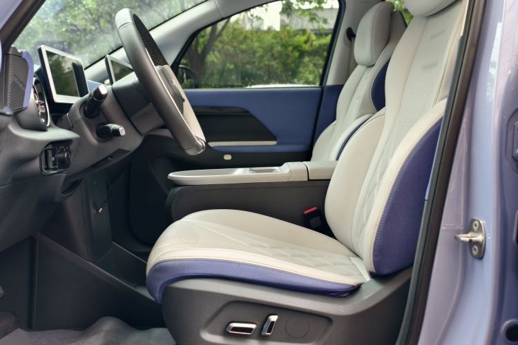 Used ARCFOX Kaola 2023 Family Edition Interior 2