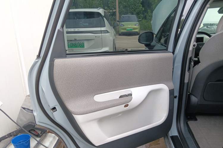 Used ARCFOX Kaola 2023 Family Edition Pro Interior 8