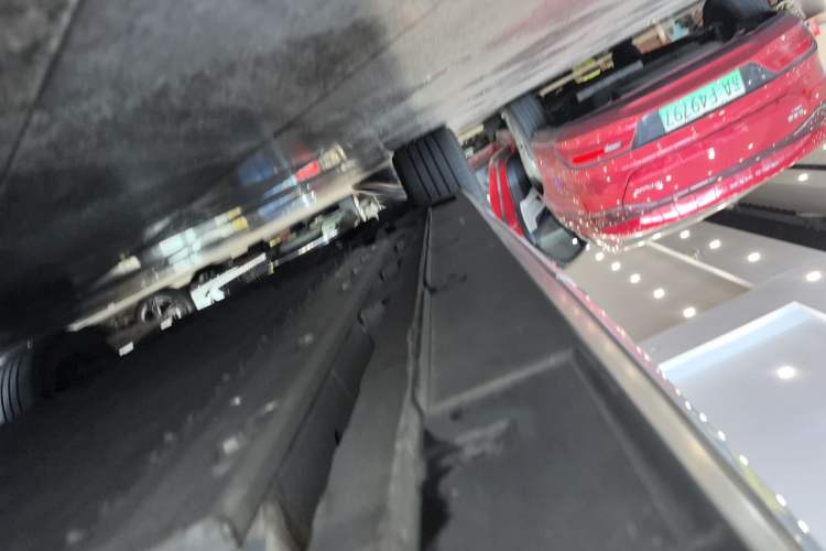 Used ARCFOX Kaola 2023 Family Edition Left Side Sill