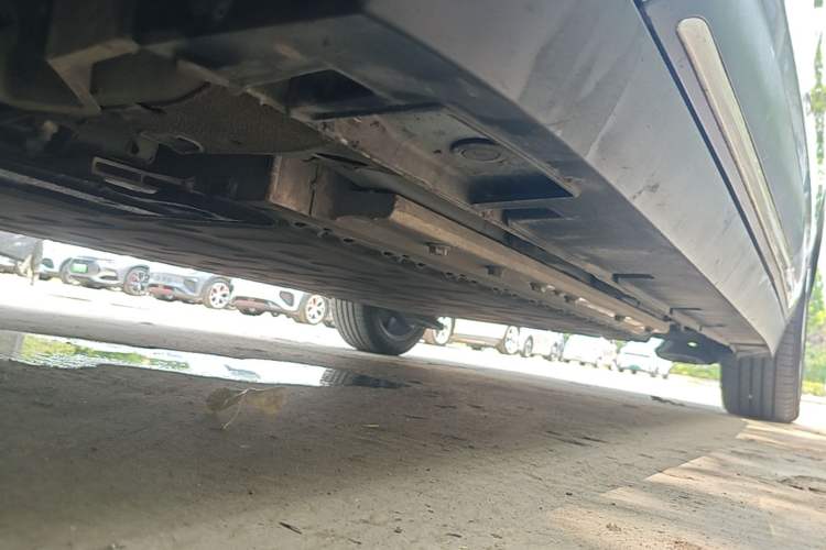 Used ARCFOX Kaola 2023 Family Edition Pro Left Side Sill