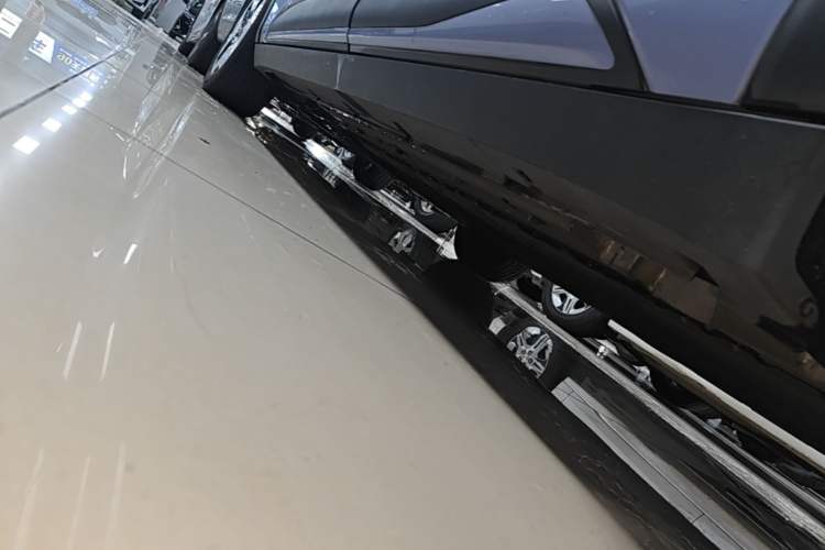 Used ARCFOX Kaola 2023 Family Edition Left Side Sill