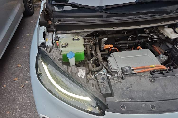 Used ARCFOX Kaola 2023 Family Edition Engine Bay Right