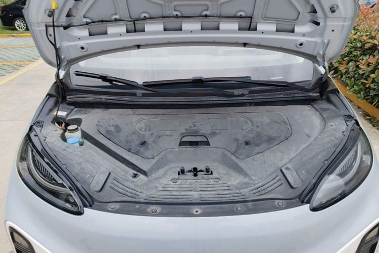 Used ARCFOX Kaola 2023 Parent-Child Edition Pro Engine Bay