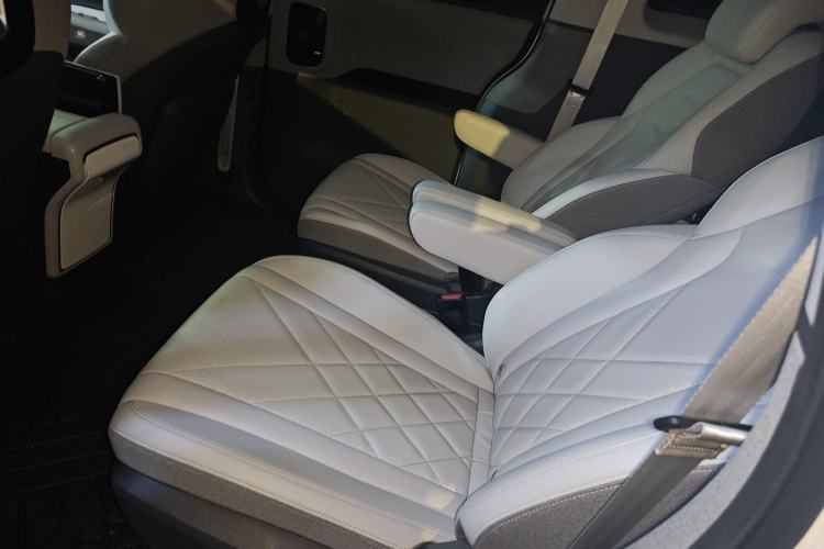 Used ARCFOX Kaola 2023 Family Edition Left Rear Seat