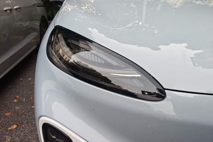 Used ARCFOX Kaola 2023 Family Edition Right Front Headlight