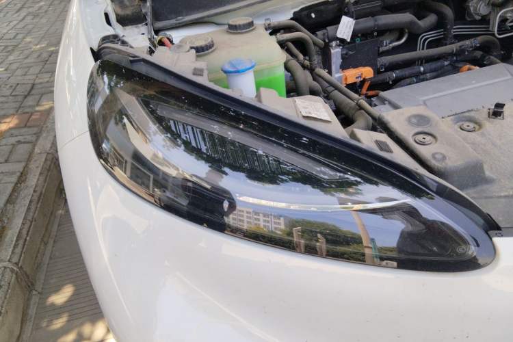 Used ARCFOX Kaola 2023 Family Edition Pro Right Front Headlight