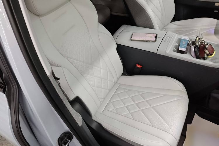 Used ARCFOX Kaola 2023 Family Edition Right Front Seat
