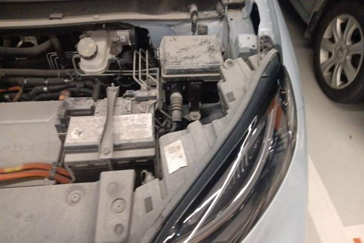 Used ARCFOX Kaola 2023 Family Edition Pro Engine Bay Left