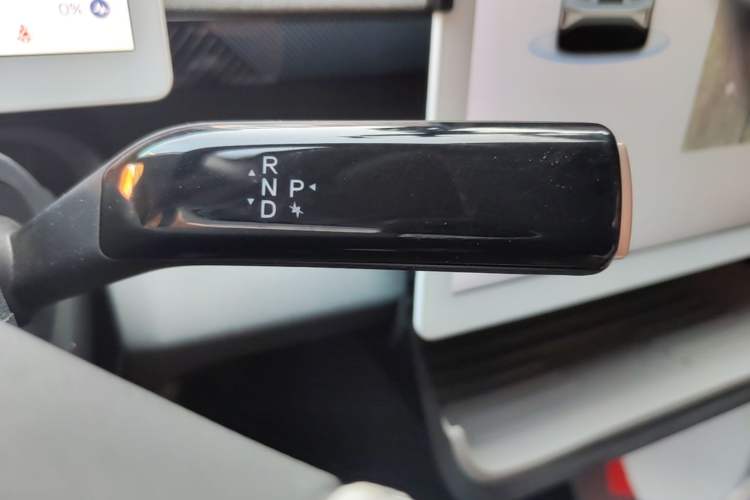 Used ARCFOX Kaola 2023 Family Edition Pro Gear Lever