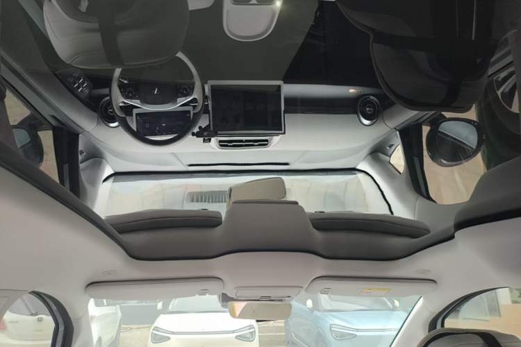 Used ARCFOX Kaola 2023 Family Edition Headliner