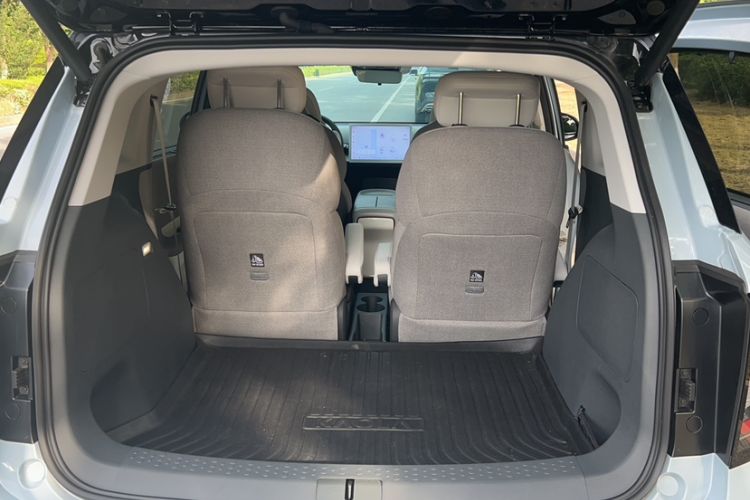 Used ARCFOX Kaola 2023 Family Edition Pro Interior 6