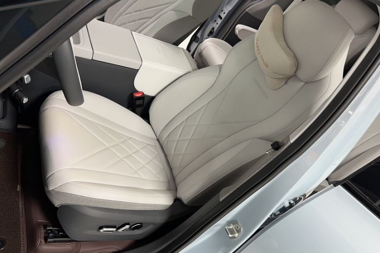 Used ARCFOX Kaola 2023 Parent-Child Edition Pro Left Front Seat