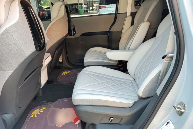 Used ARCFOX Kaola 2023 Family Edition Pro Left Rear Seat