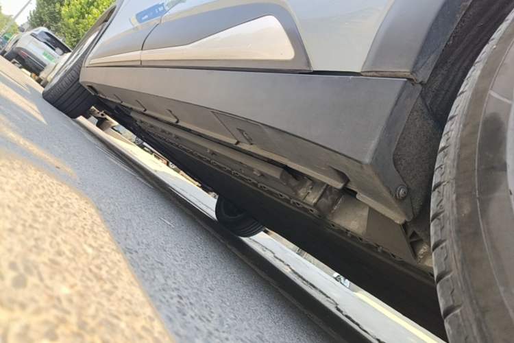 Used ARCFOX Kaola 2023 Family Edition Pro Left Side Sill