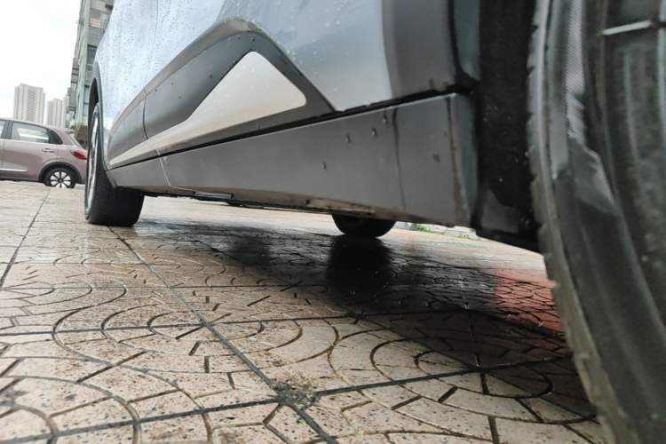 Used ARCFOX Kaola 2023 Family Edition Pro Left Side Sill