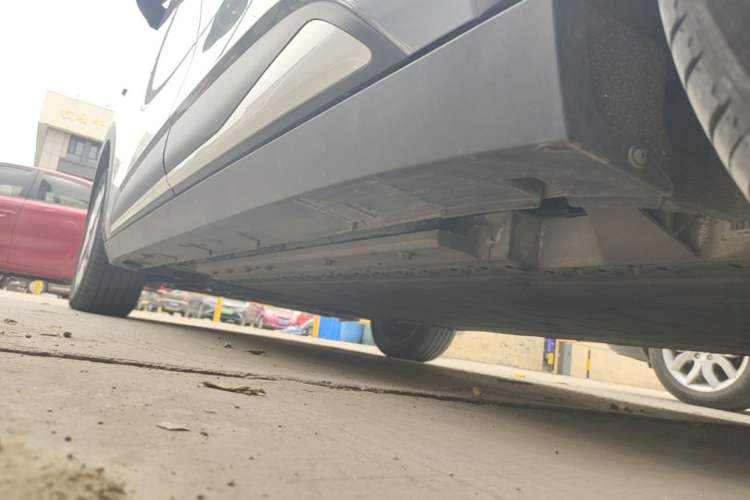 Used ARCFOX Kaola 2023 Family Edition Pro Left Side Sill