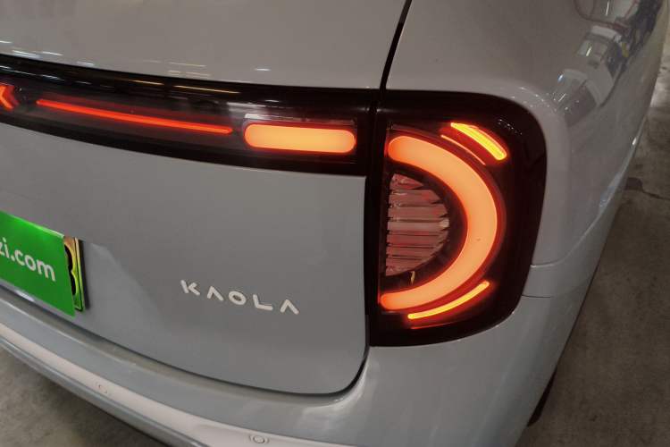 Used ARCFOX Kaola 2023 Family Edition Pro Right Rear Taillight