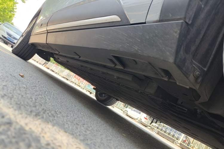 Used ARCFOX Kaola 2023 Family Edition Pro Right Side Sill