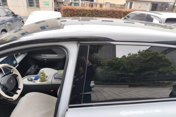 Used ARCFOX Kaola 2023 Family Edition Roof