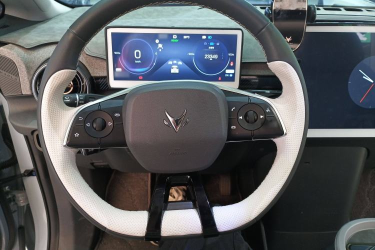 Used ARCFOX Kaola 2023 Family Edition Steering Wheel