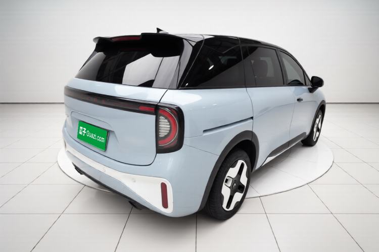 Used ARCFOX Kaola 2023 Family Edition Rear Right 45 Deg