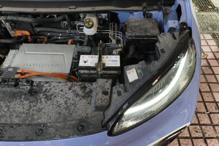 Used ARCFOX Kaola 2023 Family Edition Pro Engine Bay Left