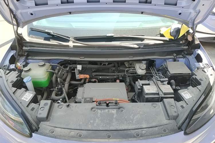 Used ARCFOX Kaola 2023 Family Edition Engine Bay