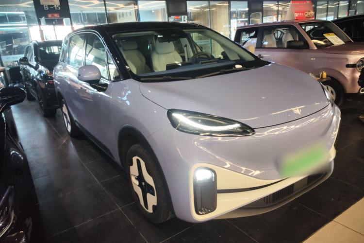 Used ARCFOX Kaola 2023 Family Edition Exterior 2