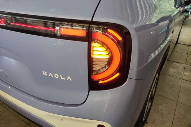 Used ARCFOX Kaola 2023 Family Edition Pro Exterior 3