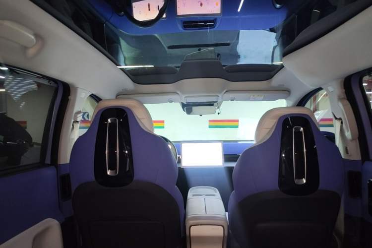 Used ARCFOX Kaola 2023 Family Edition Headliner