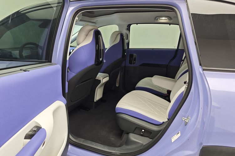 Used ARCFOX Kaola 2023 Family Edition Interior 3
