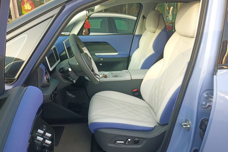 Used ARCFOX Kaola 2023 Family Edition Left Front Seat