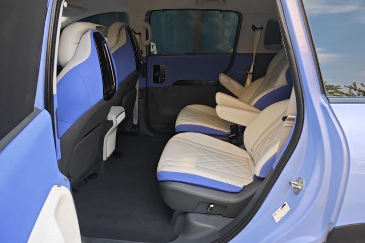 Used ARCFOX Kaola 2023 Family Edition Left Rear Seat