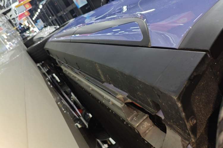 Used ARCFOX Kaola 2023 Parent-Child Edition Pro Left Side Sill