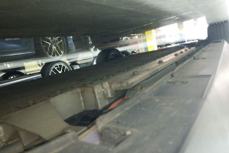 Used ARCFOX Kaola 2023 Family Edition Pro Left Side Sill