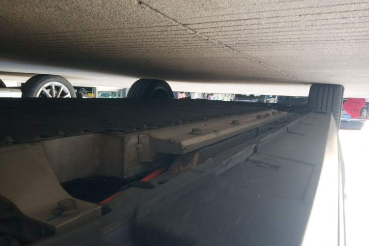 Used ARCFOX Kaola 2023 Family Edition Left Side Sill