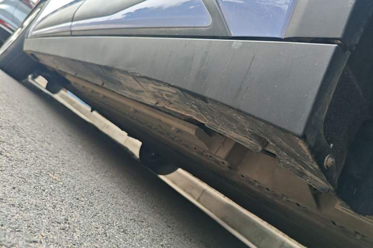 Used ARCFOX Kaola 2023 Family Edition Left Side Sill