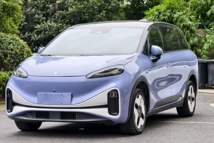 Used ARCFOX Kaola 2023 Family Edition Guazi used car, China used car export, Used car for sale, Used  cars, Cheapest cars for sale