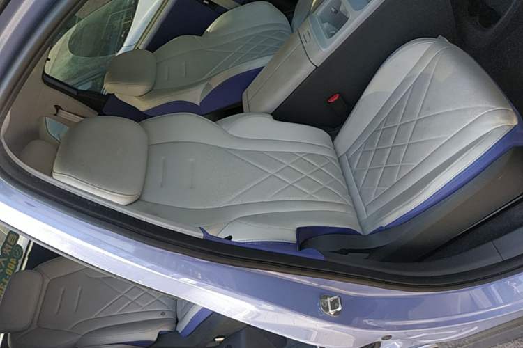 Used ARCFOX Kaola 2023 Family Edition Right Front Seat
