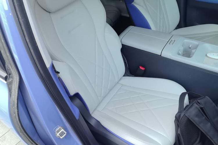 Used ARCFOX Kaola 2023 Family Edition Right Front Seat