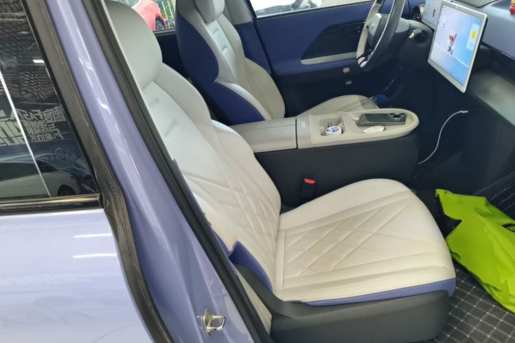 Used ARCFOX Kaola 2023 Family Edition Right Front Seat