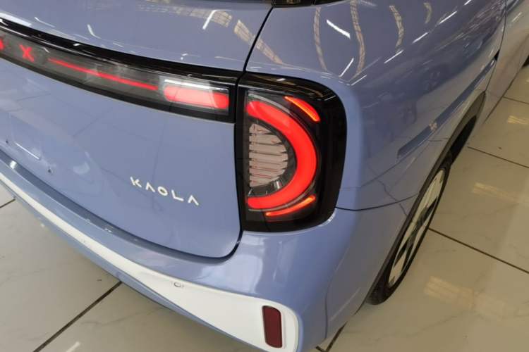 Used ARCFOX Kaola 2023 Family Edition Right Rear Taillight
