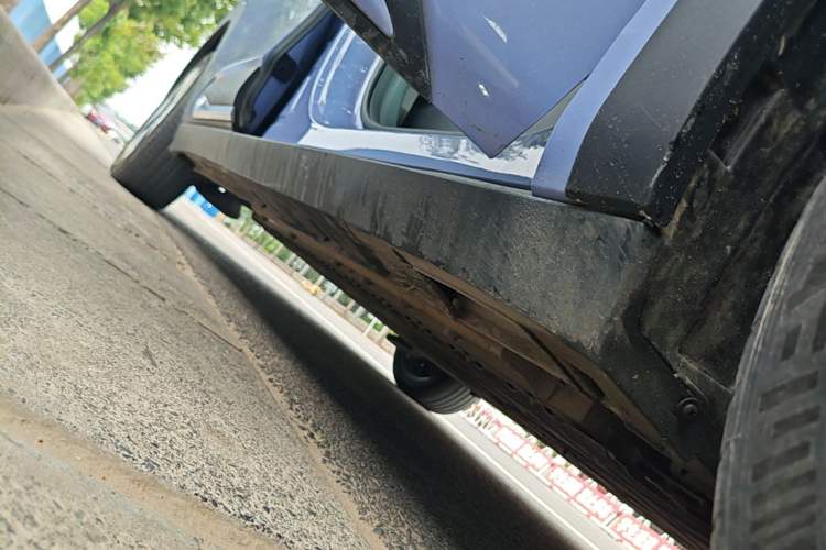 Used ARCFOX Kaola 2023 Family Edition Right Side Sill