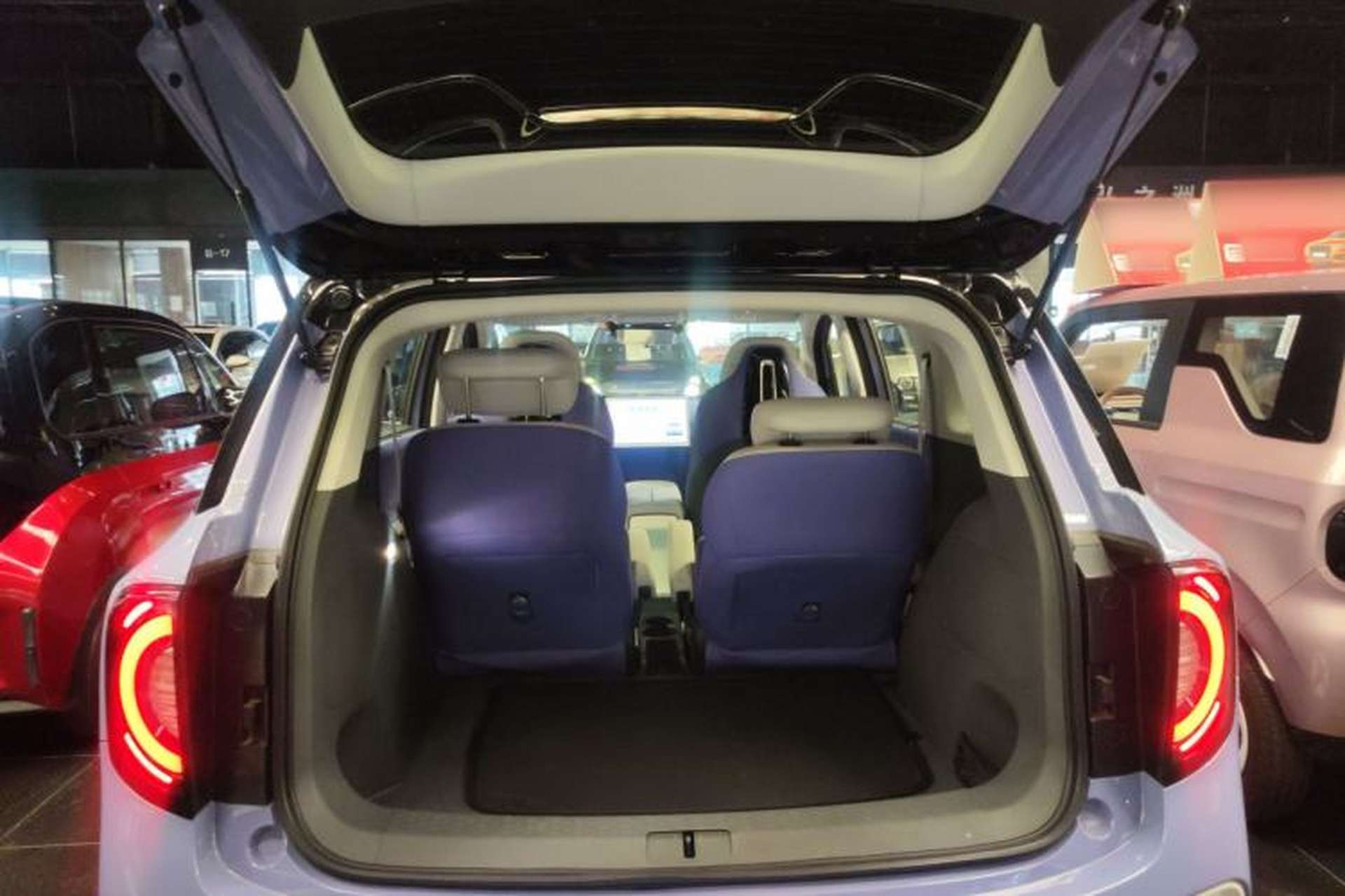Used ARCFOX Kaola 2023 Family Edition Trunk