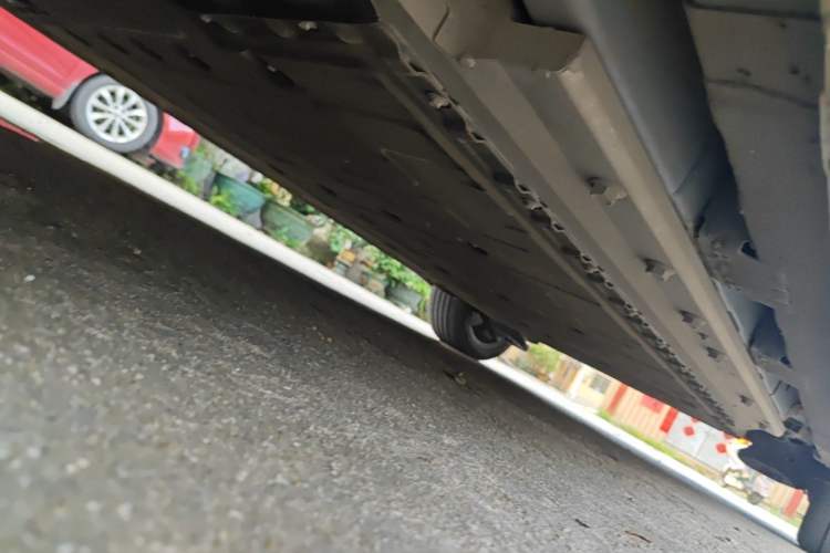 Used ARCFOX Kaola 2023 Family Edition Chassis Front Left
