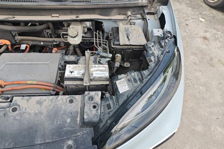 Used ARCFOX Kaola 2023 Family Edition Engine Bay Left