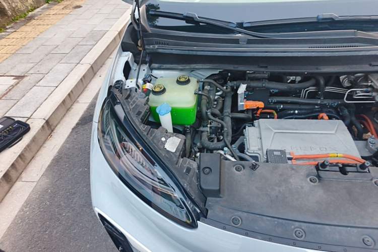 Used ARCFOX Kaola 2023 Family Edition Pro Engine Bay Right