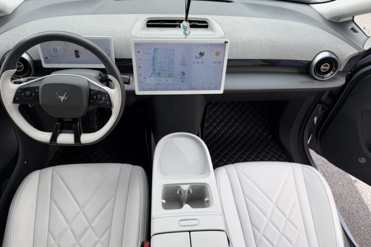 Used ARCFOX Kaola 2023 Family Edition Interior 1