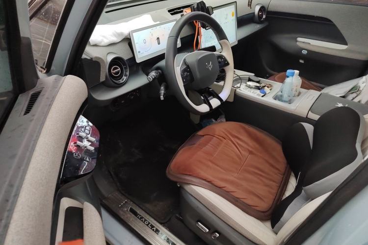 Used ARCFOX Kaola 2023 Family Edition Interior 3